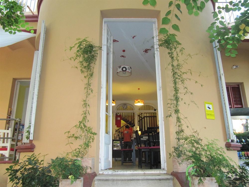 Garden House By Feetup Hostel