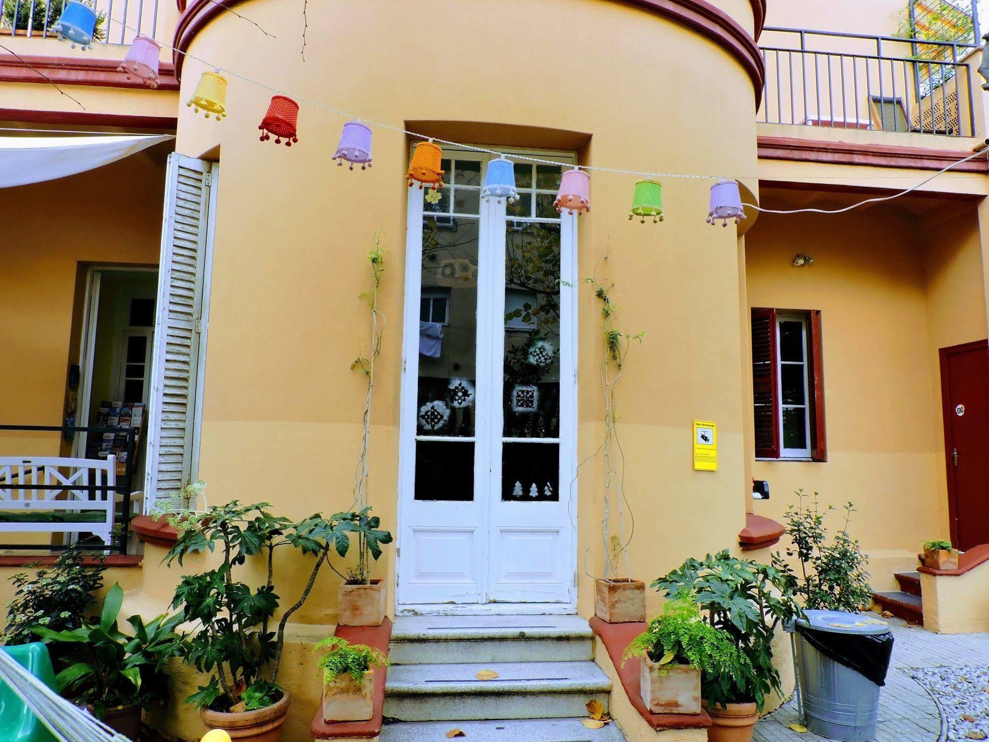 Hostel Garden House By Feetup Barcelona
